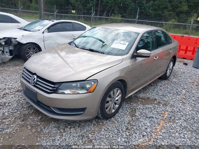1VWAT7A32FC025600 Volkswagen Passat 1.8t Wolfsburg Ed