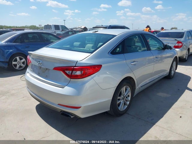 2015 HYUNDAI SONATA 2.4L SE VIN: 5NPE24AF6FH076702