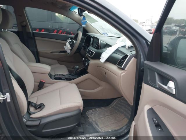 KM8J33A47LU124161 Hyundai Tucson Value