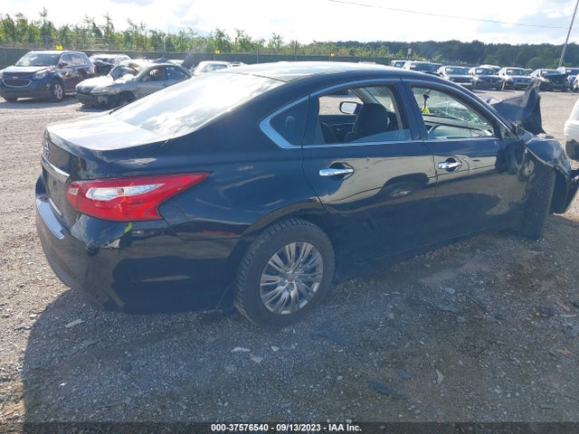 Nissan Altima 2.5 S 2017 1N4AL3APXHN363290 Image 4