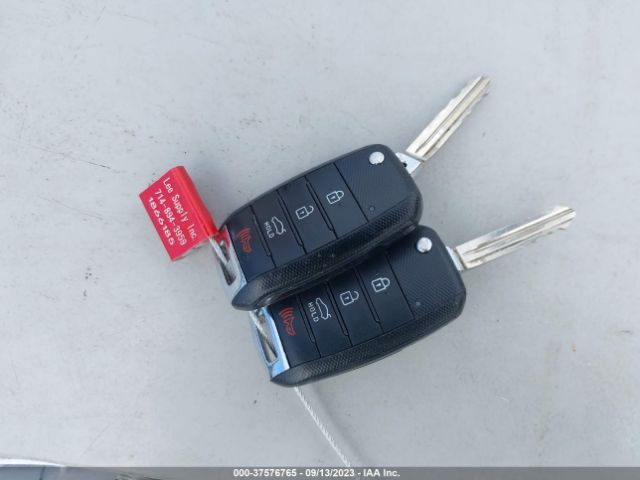 KNAFX4A66E5161055 KIA FORTE LX