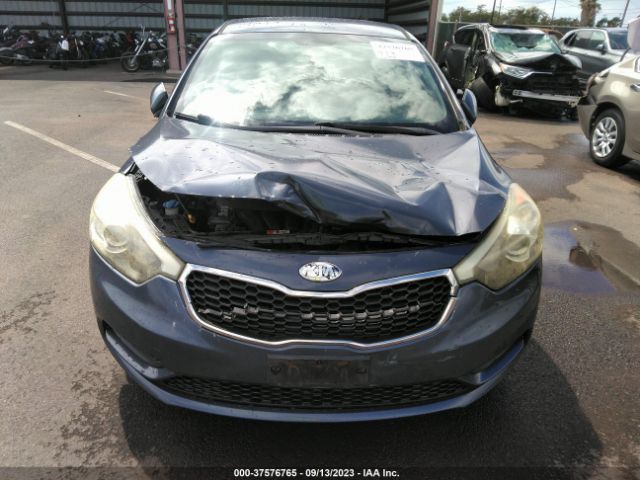 KNAFX4A66E5161055 KIA FORTE LX