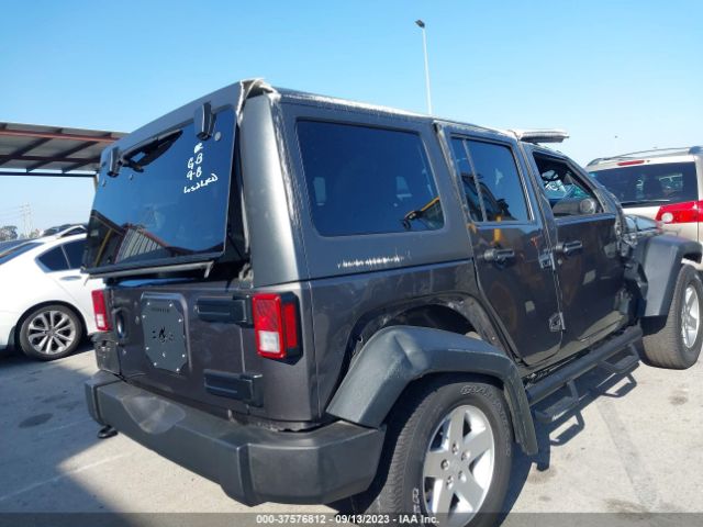 1C4BJWDG6HL506720 Jeep Wrangler Unlimited Sport
