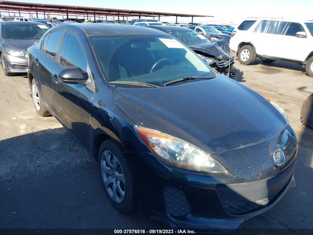 2013 MAZDA MAZDA3 I SPORT VIN: JM1BL1UP4D1827366