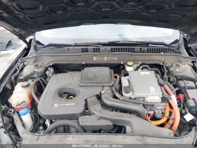 3FA6P0LU2KR237358 Ford Fusion Hybrid Se