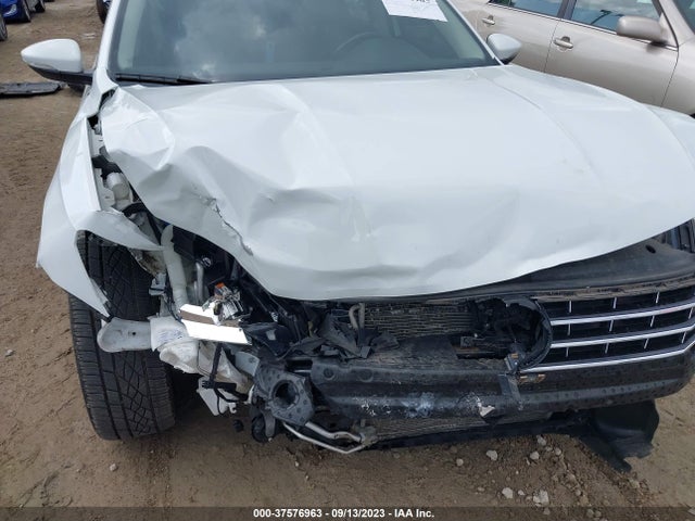 1VWAA7A39JC008386 Volkswagen Passat 2.0t S/r-line