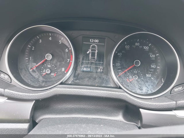 1VWAA7A39JC008386 Volkswagen Passat 2.0t S/r-line