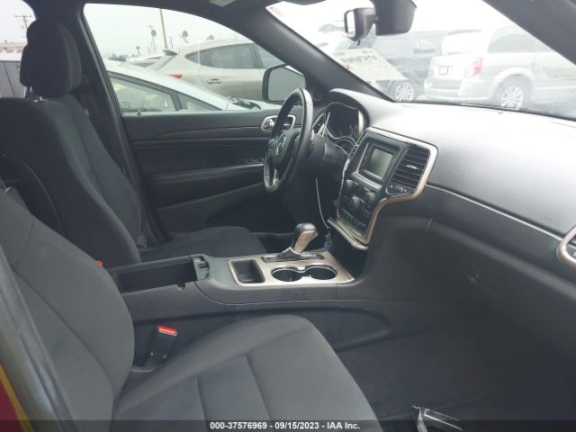 1C4RJEAG1HC740244 Jeep Grand Cherokee Laredo