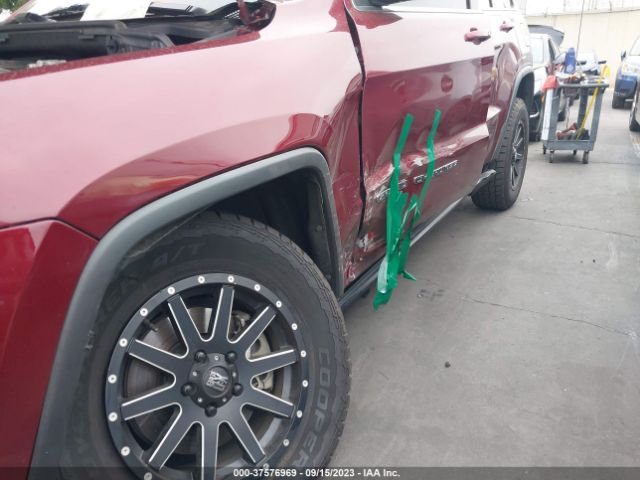 1C4RJEAG1HC740244 Jeep Grand Cherokee Laredo