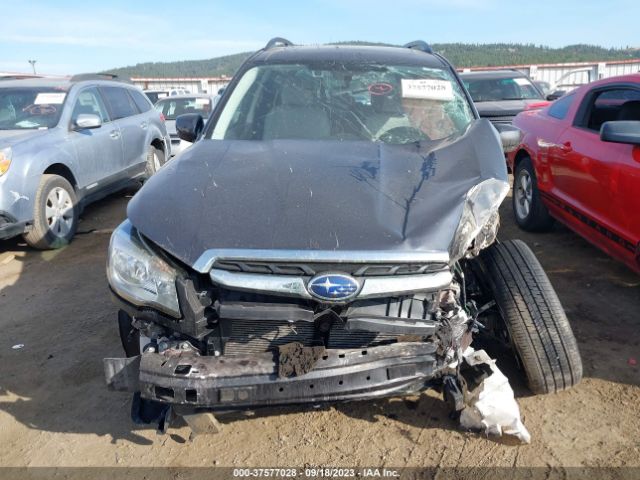 JF2SJAGC4JH582572 Subaru Forester Premium
