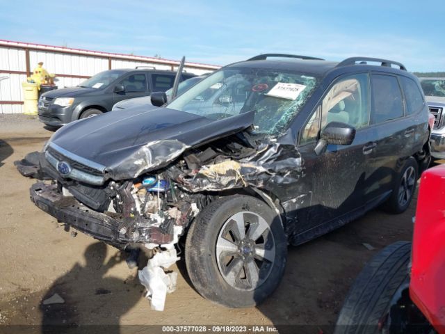 JF2SJAGC4JH582572 Subaru Forester Premium