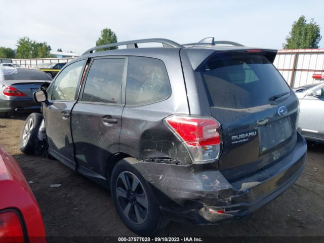 JF2SJAGC4JH582572 Subaru Forester Premium