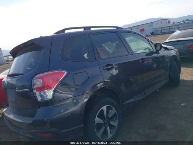 JF2SJAGC4JH582572 Subaru Forester Premium