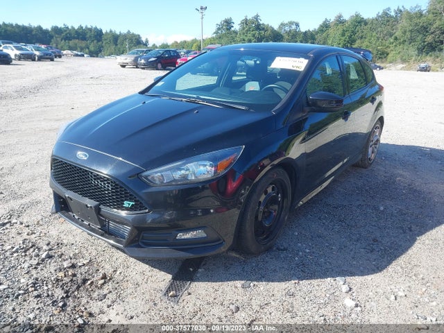 Ford FOCUS ST 2016 1FADP3L91GL292989 Image 2