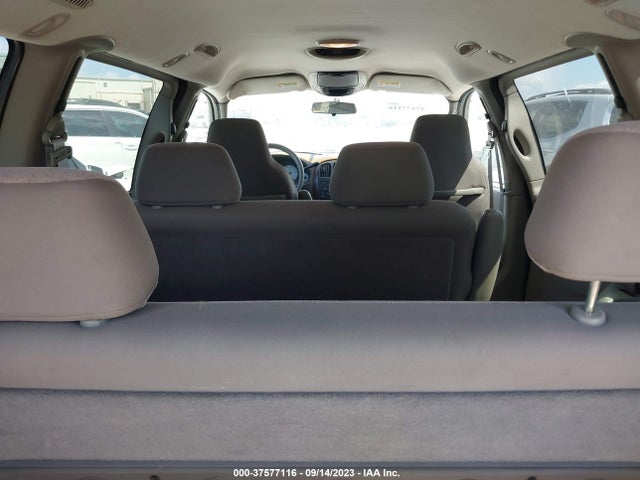 2002 CHRYSLER TOWN & COUNTRY LX VIN: 2C4GP44392R747580