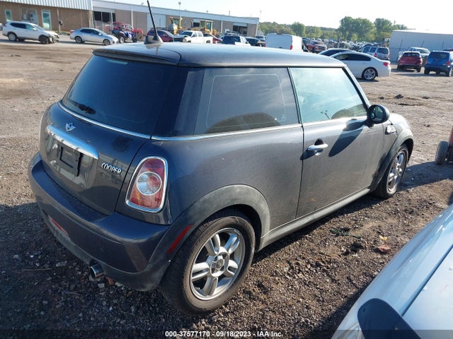 2012 MINI COOPER HARDTOP WMWSU3C5XCT253915 Photo 3