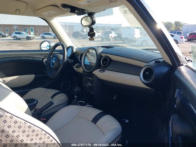 2012 MINI COOPER HARDTOP WMWSU3C5XCT253915 Photo 4