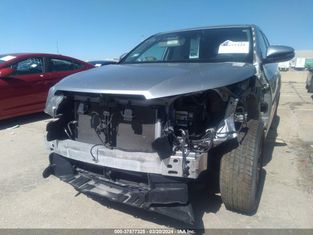 Toyota Highlander Le 2018 5TDBZRFH3JS884790 Image 6