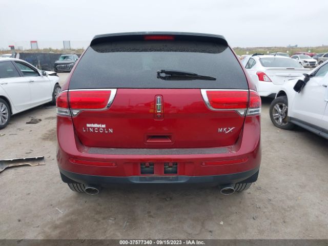 2LMDJ6JK8FBL29358 Lincoln MKX