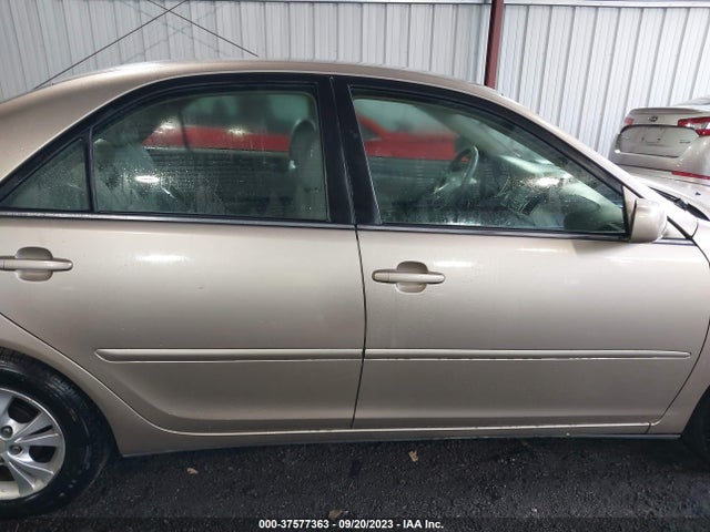 2005 TOYOTA CAMRY LE/SE/XLE VIN: 4T1BE30K05U577927
