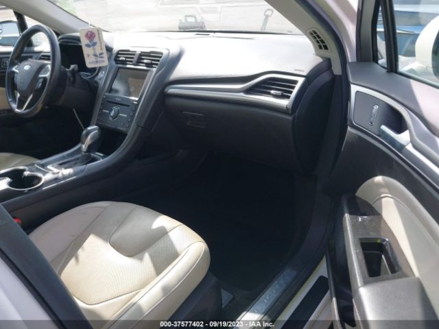 3FA6P0SU3GR320953 Ford Fusion Energi Titanium