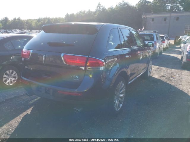 2LMDJ8JK2EBL01128 Lincoln MKX