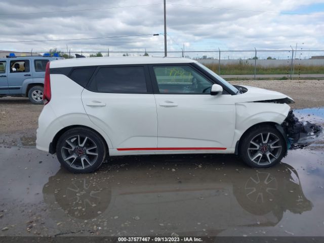 KNDJ63AU8M7786410 KIA Soul Gt-line
