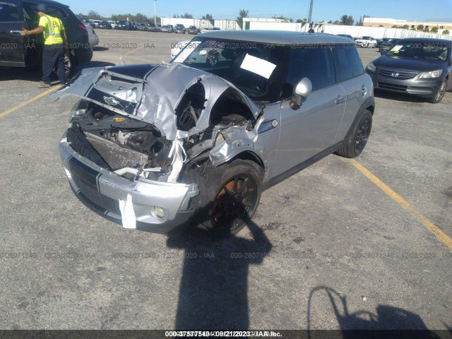 2007 MINI COOPER HARDTOP WMWMF73527TL86457 Photo 5