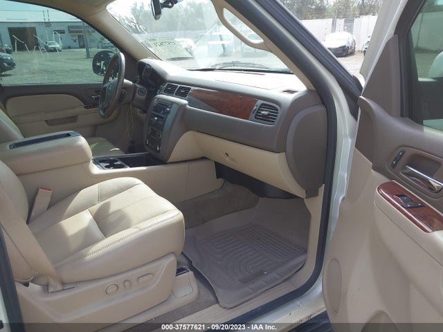 2013 GMC YUKON XL 1500 SLT VIN: 1GKS2KE72DR277534