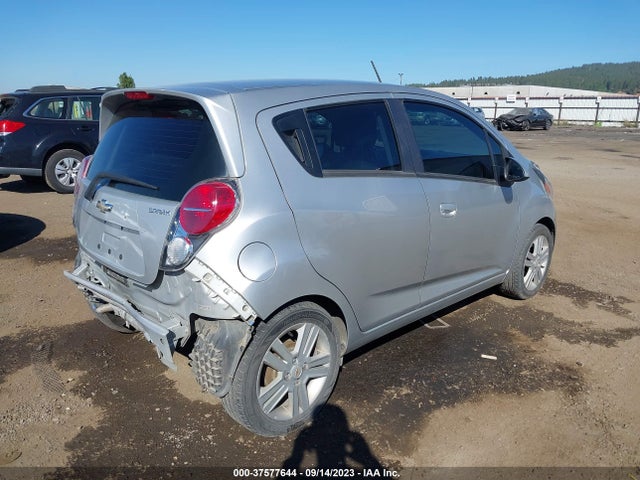 Chevrolet Spark Lt 2015 KL8CD6S99FC742087 Image 4