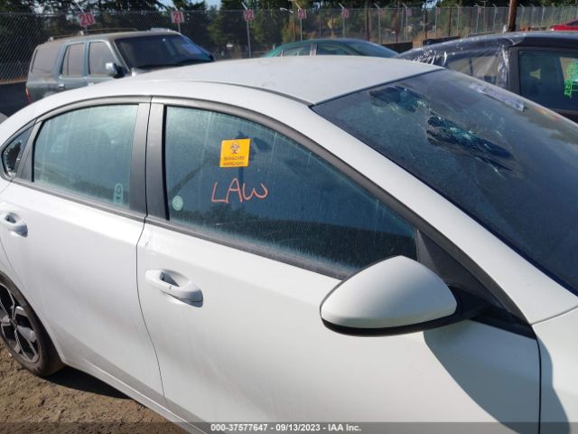 3KPF24AD3ME315403 KIA Forte Lxs