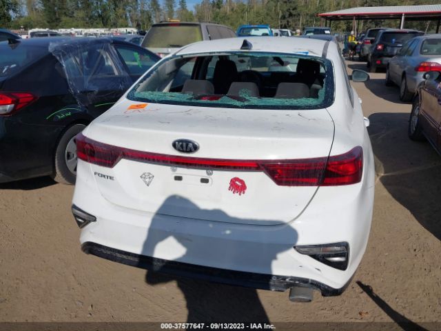 3KPF24AD3ME315403 KIA Forte Lxs