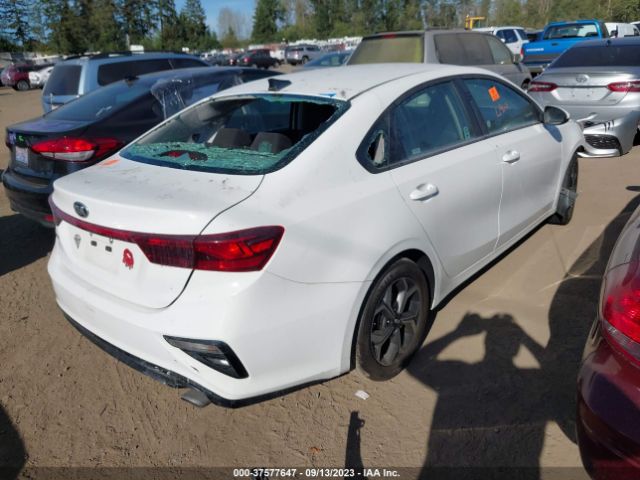 3KPF24AD3ME315403 KIA Forte Lxs