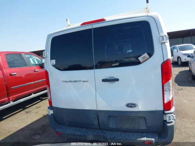 1FTNR1ZM3FKA85890 Ford TRANSIT CARGO VAN