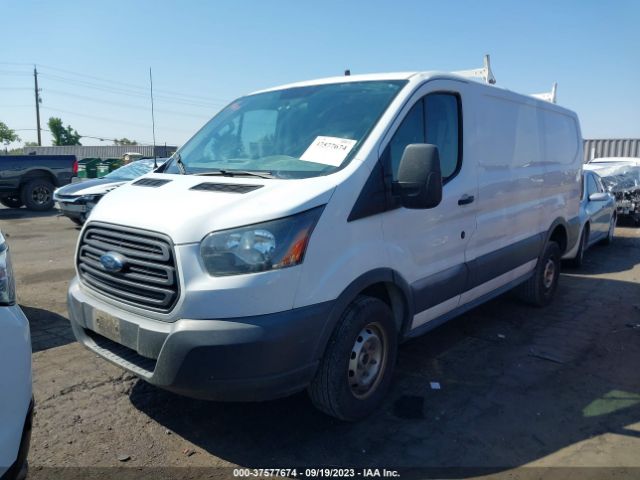 1FTNR1ZM3FKA85890 Ford TRANSIT CARGO VAN