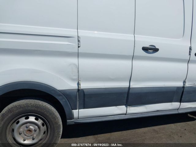 1FTNR1ZM3FKA85890 Ford TRANSIT CARGO VAN