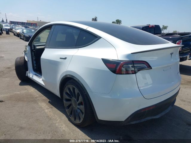 7SAYGDEF8NF543157 Tesla Model Y Performance