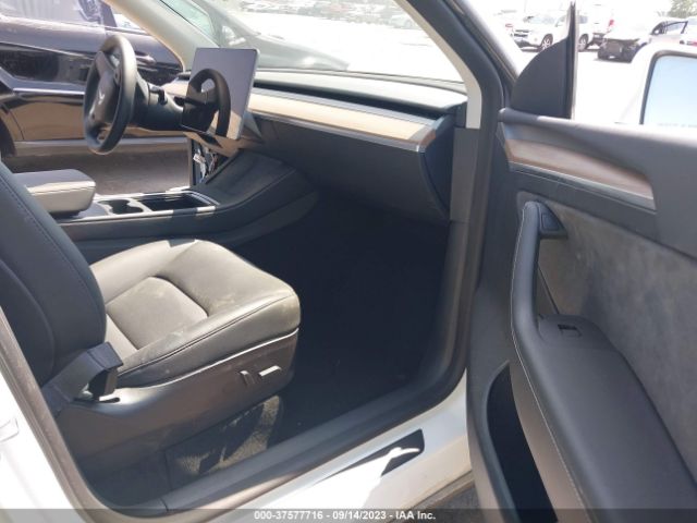 7SAYGDEF8NF543157 Tesla Model Y Performance