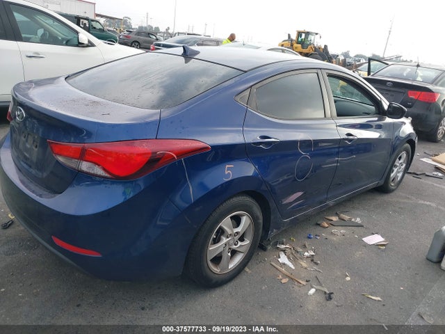 2015 HYUNDAI ELANTRA SE VIN: 5NPDH4AE3FH645667
