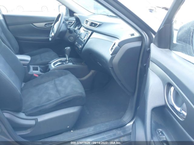 5N1AT2MV2EC843678 Nissan ROGUE SV