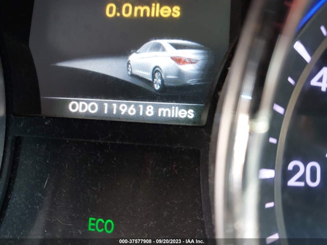2014 HYUNDAI SONATA LIMITED 2.0T VIN: 5NPEC4AB8EH915371