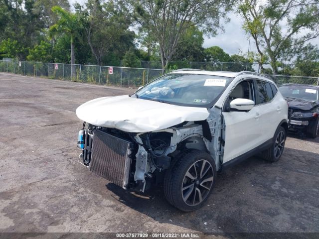 JN1BJ1CR2JW210879 Nissan Rogue Sport Sl