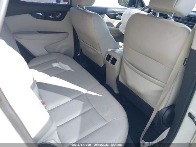JN1BJ1CR2JW210879 Nissan Rogue Sport Sl