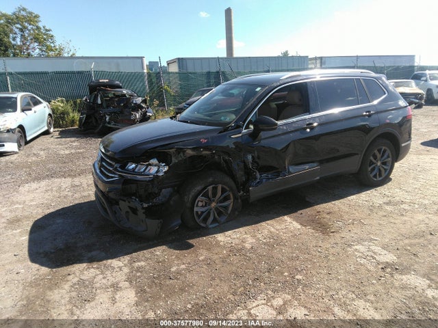 3VV2B7AXXNM105741 Volkswagen TIGUAN SE
