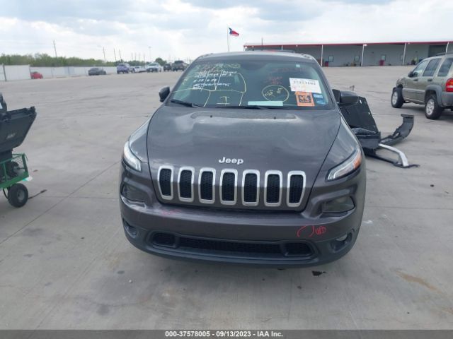 1C4PJLLX2JD519843 Jeep Cherokee Latitude Plus