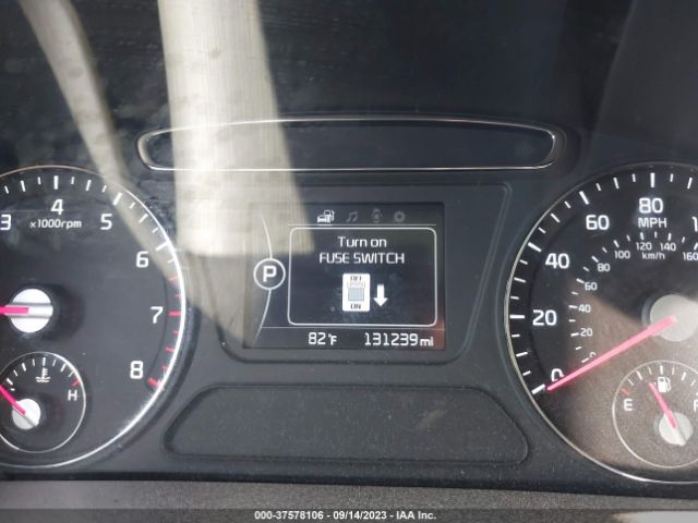 5XYPG4A38HG302958 KIA SORENTO L