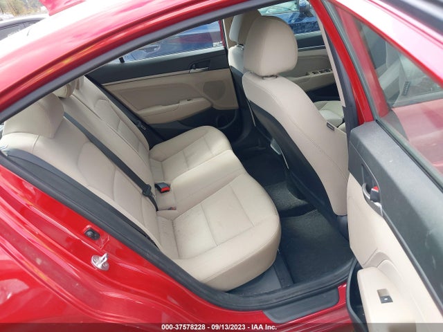 Hyundai ELANTRA SEL 2018 5NPD84LF1JH382402 Image 8