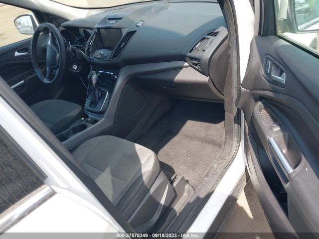 1FMCU0GXXEUA70914 Ford ESCAPE SE