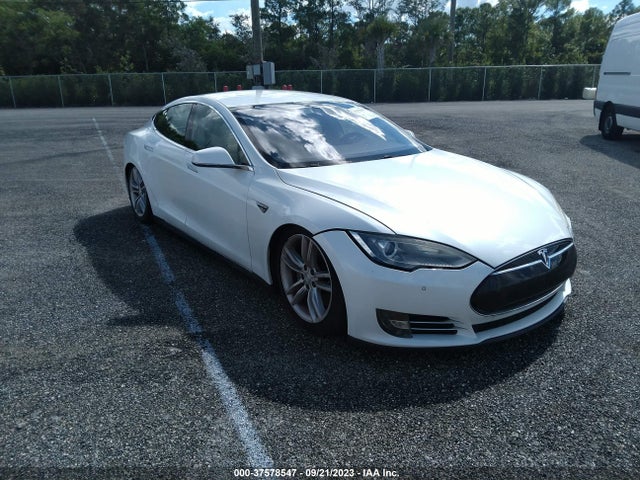 2013 TESLA MODEL S PERFORMANCE VIN: 5YJSA1DP8DFP26134