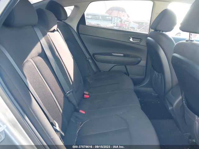 KIA Optima Lx 2016 5XXGT4L31GG107909 Image 8